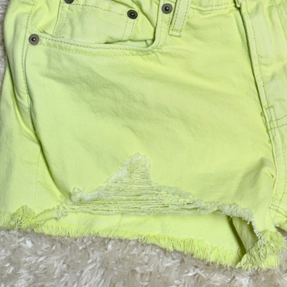 Lucky Brand Women's Faded Distressed Neon Yellow Denim Shorts - Picture 7 of 7
